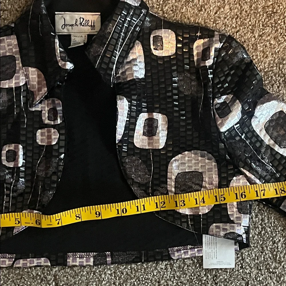 NWT Joseph Ribkoff Black and Silver Patterned Cropped Blazer Jacket Size 6 - Picture 11 of 12
